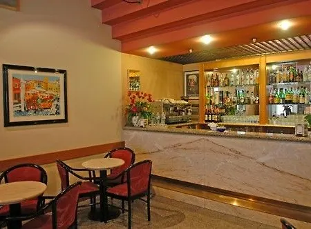 Hotel Sud Point